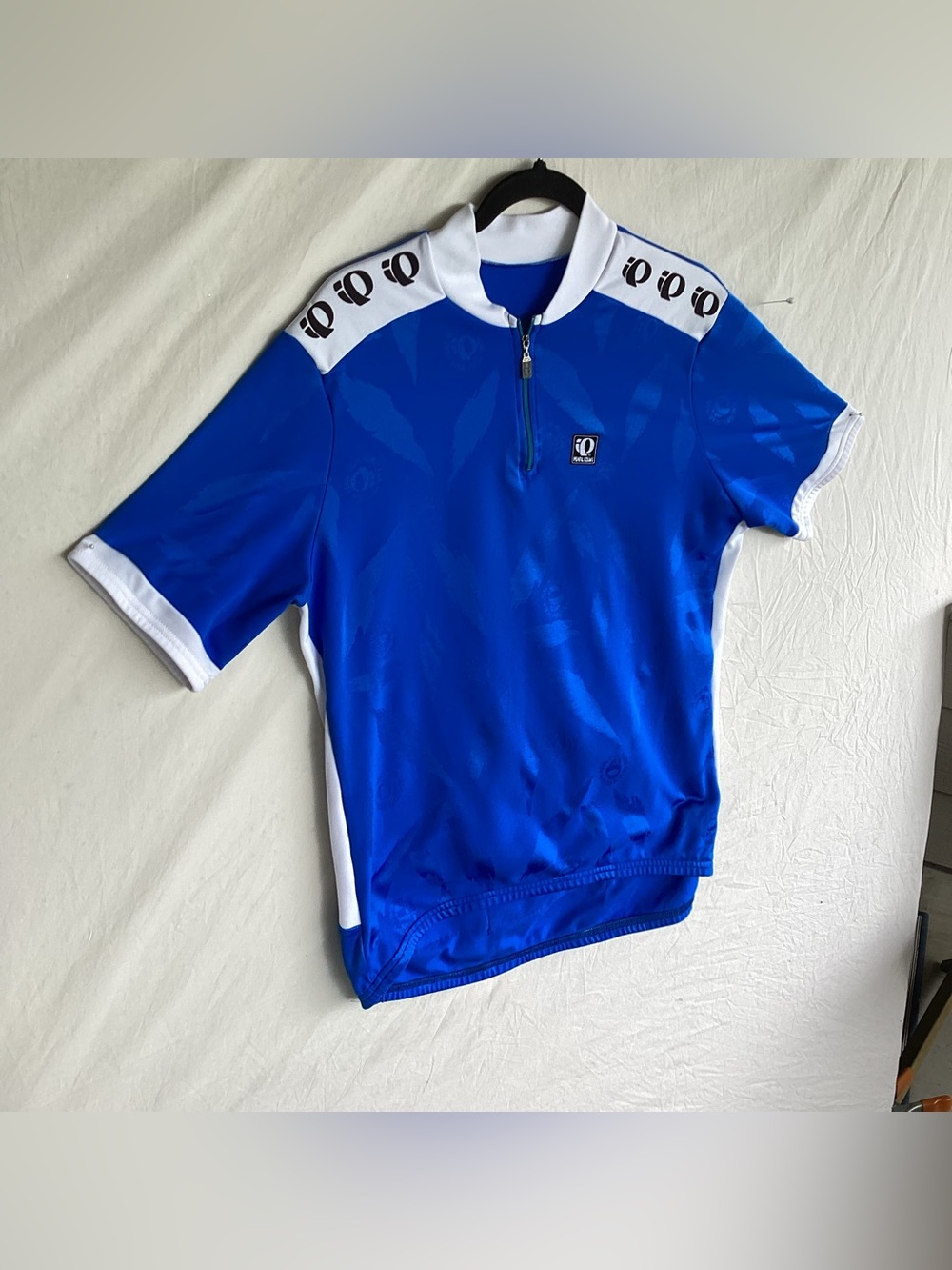 Pearl Izumi cycling jersey
